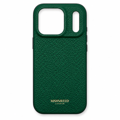iPhone 17 Pro Max - The Classic iPhone Case