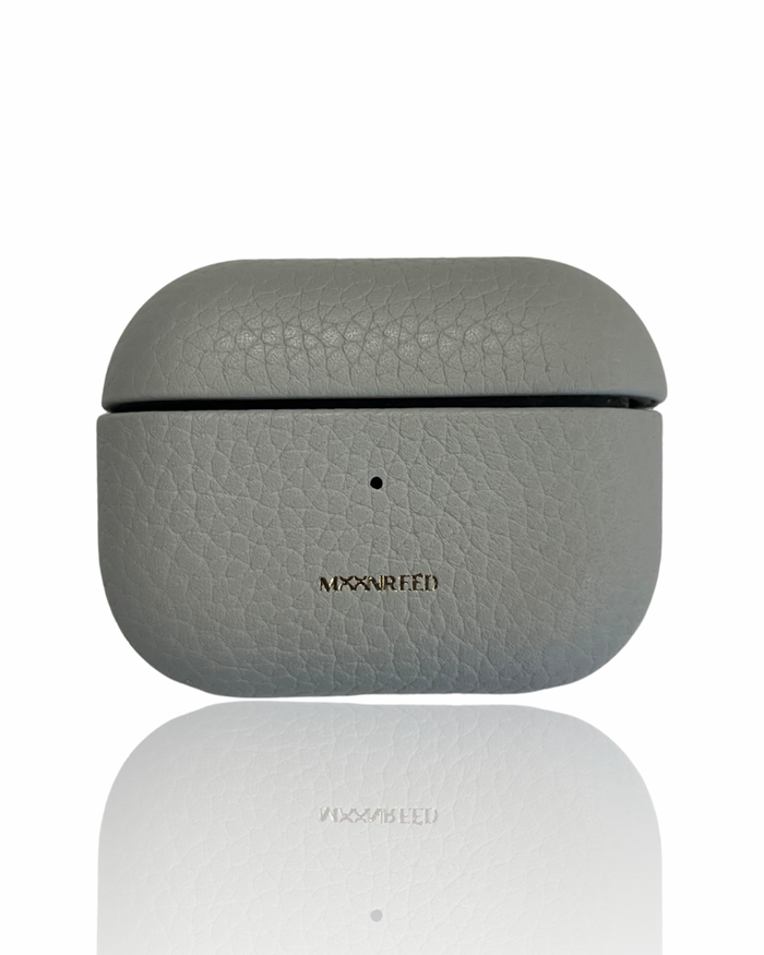 AirPods Pro 2 - The Classic Personalised Leather Case